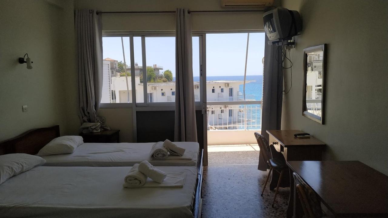 Poulea Rooms Kalamata Exteriör bild