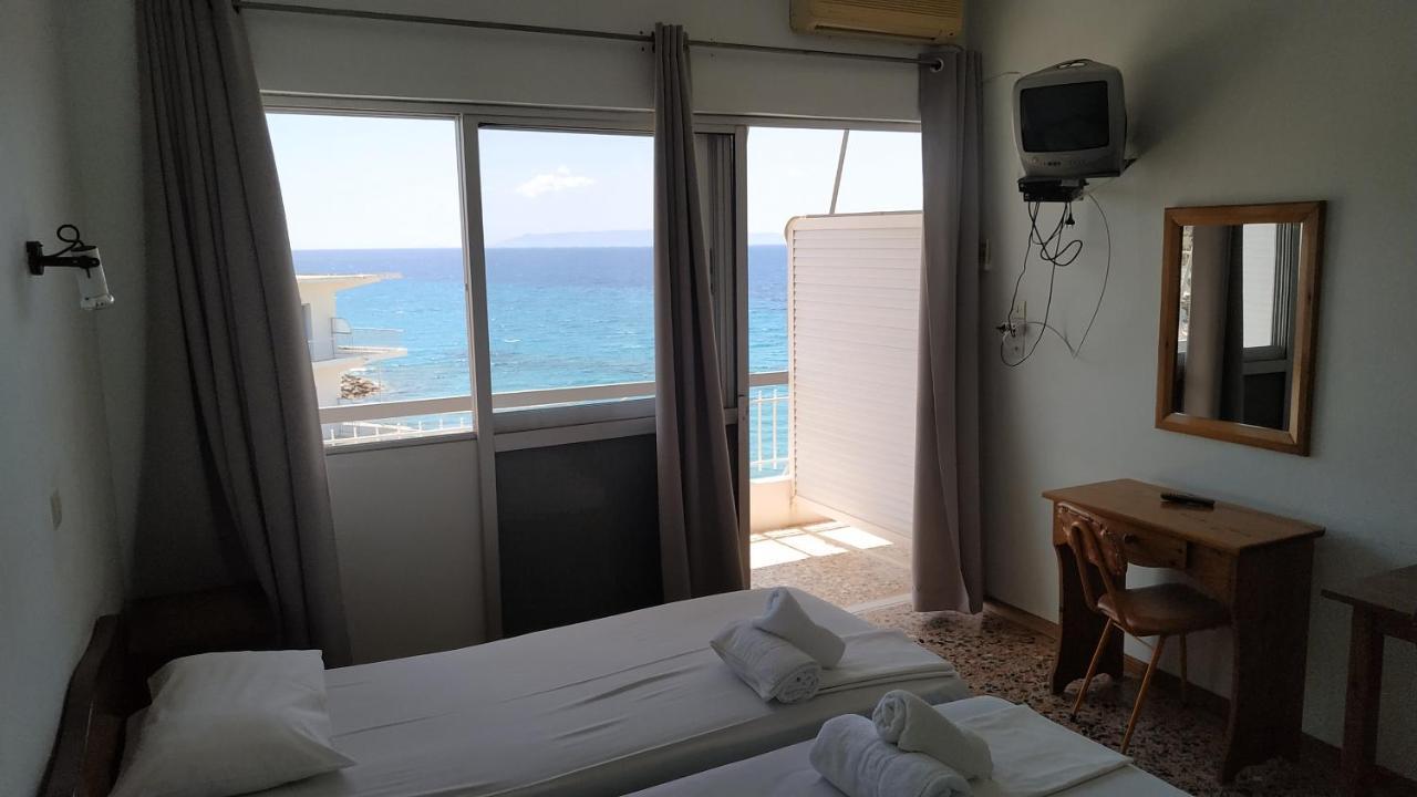 Poulea Rooms Kalamata Exteriör bild